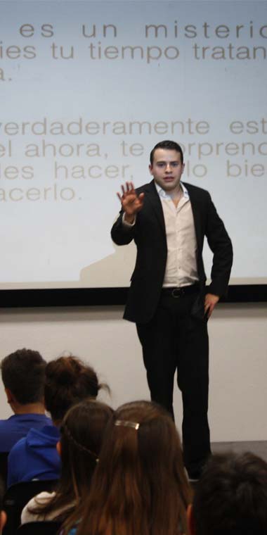 conferenciasta Platicas para Escuelas y Colegios ALYAX Monterrey